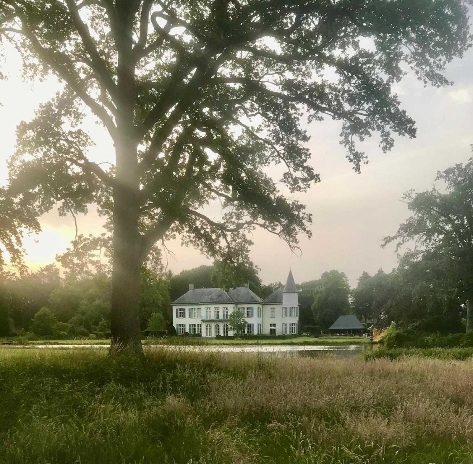 B&B Kasteel Den Tip Arendonk Exterior foto